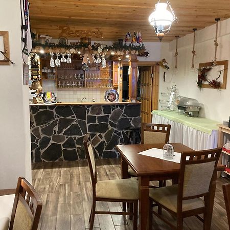 Chalets Adriana Демановска Долина Екстериор снимка
